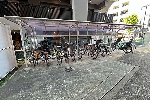 駐車場を拡大表示