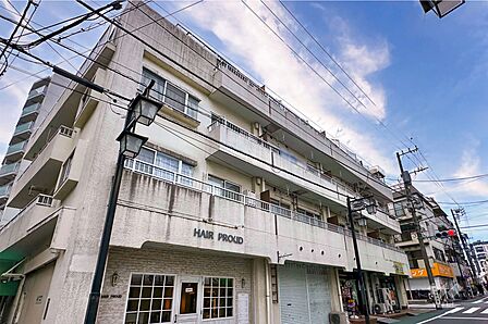 サンライフ本町の外観(南東側から)