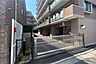 駐車場：駐車場の出入口（ゲート付き）