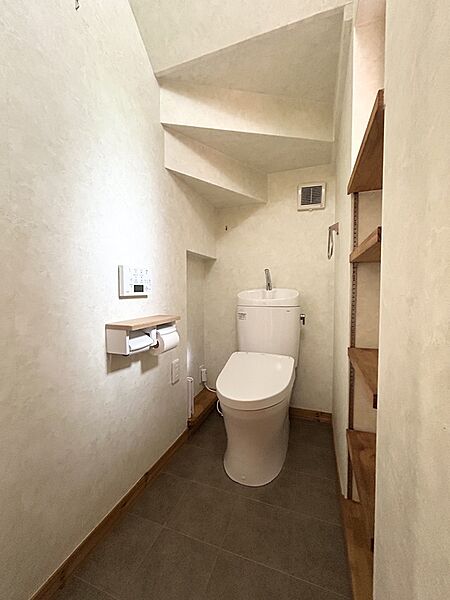 トイレを拡大表示