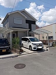 物件画像 3台駐車可、太陽光発電付・南向きバルコニー・築9年の売家