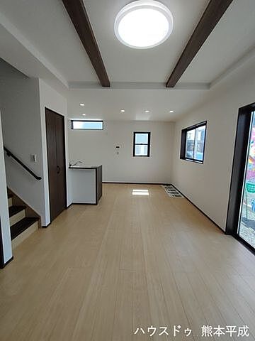 リビング/ダイニング 熊本市西区花園7丁目18付近　　　4