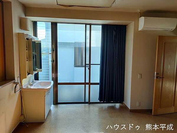 洋室