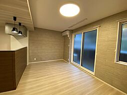 Ｊ．リヴェール高松西宝町　Ｃ棟 201 2階1LDKのリビング/ダイニング