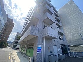 Ｃｒａｎｅ番町 2F ｜ 香川県高松市番町二丁目17-16（賃貸マンション2LDK・2階・122.51㎡） その3