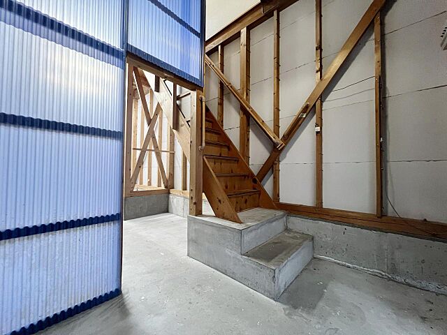 室内 大阪市鶴見区今津南4丁目