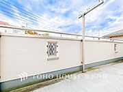 【Balcony】暮らしの中で光と風を演出してくれるバルコニー、見事なまでの開放的な空間を演出しながら、プライベート性も確保された空間は我が家の自慢です。