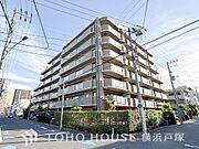 【Appearance】住む人を映し出す洗練された佇まいは、いつまでも輝き続けながらいつしか街の風景に溶け込んでいきます。