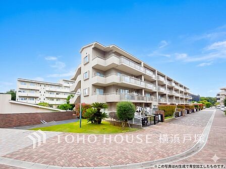 【Appearance】爽やかな青空の下に贅沢なほどに降り注ぐ陽光、豊かな居住性と、クオリティが見事に調和した住空間は、住まうことの喜びを感じさせてくれます。