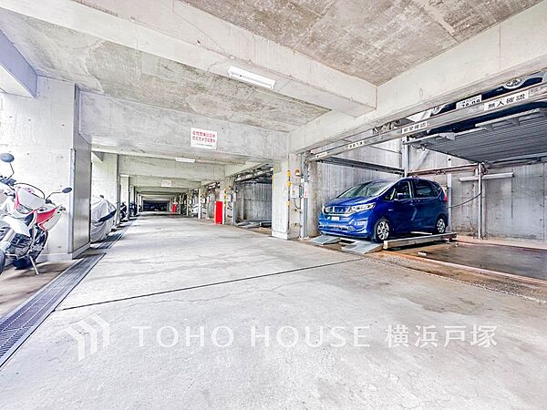 駐車場を拡大表示