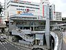 周辺：横須賀中央駅まで約650m。駅周辺には商業施設や飲食店が多く、観光地へのアクセスも良好です。横須賀市の中心地に位置し、地元住民や観光客にとって便利な交通拠点となっています。