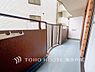 バルコニー：【Balcony】暮らしの中で光と風を演出してくれるバルコニー、見事なまでの開放的な空間を演出しながら、プライベート性も確保された空間は我が家の自慢です。