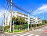 外観：【Appearance】住む人を映し出す洗練された佇まいは、いつまでも輝き続けながらいつしか街の風景に溶け込んでいきます。