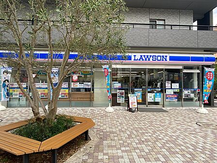 ローソン 藤沢鵠沼店まで約750m