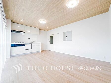 家は、ただ生活する場ではなく、笑顔の毎日、安らぎの日々のために、暮らしを愉しく、快適にする場所。