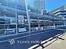 駐車場：【Car space】敷地内に駐車スペースがあると日々の暮らしをスムーズに運ぶ事が出来ます。（空き状況はお問合せ下さい）