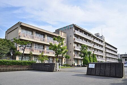 習志野市立第五中学校1710m徒歩22分