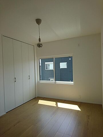 室内 宮崎市高洲町144番17