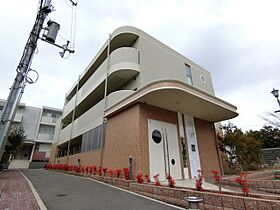 大阪府茨木市南春日丘7丁目（賃貸マンション1LDK・1階・36.00㎡） その1