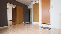 JR山陰本線 花園駅 徒歩10分の賃貸マンション 3階1DKのリビング/ダイニング