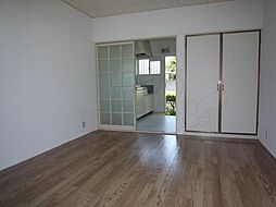 居間
