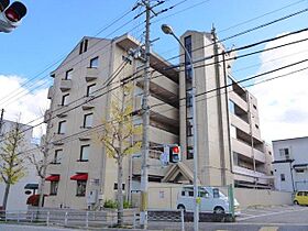 京都府京都市西京区樫原硲町（賃貸マンション2LDK・3階・46.80㎡） その1