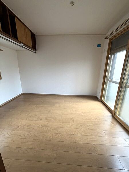 洋室を拡大表示
