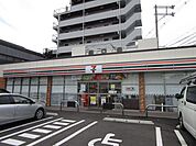 セブンイレブン 高槻富田丘町店 徒歩5分。 400m