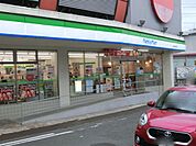 ファミリーマート阪急総持寺駅前店 徒歩6分。 450m
