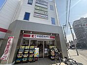 ココカラファイン東淀川小松店 徒歩20分。 1560m