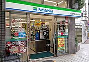ファミリーマート阪急千里山駅前店 徒歩17分。 1290m