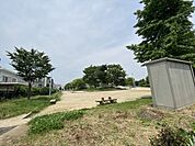 豊里中央公園 徒歩33分。 2600m