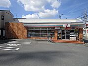 セブンイレブン　高槻下田部町2丁目店 徒歩6分。 420m