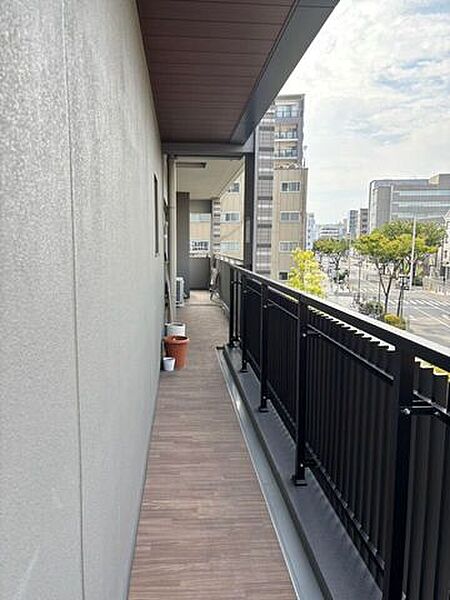 バルコニーを拡大表示