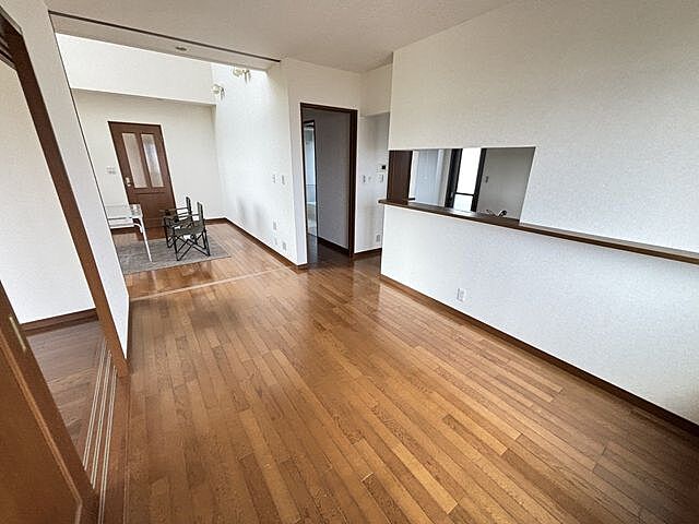 室内 筑西市横塚