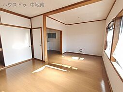 居間