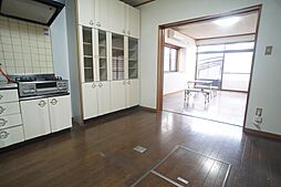 居間