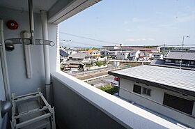 レジデンス斑鳩  ｜ 奈良県生駒郡斑鳩町服部２丁目（賃貸マンション2LDK・4階・60.18㎡） その9