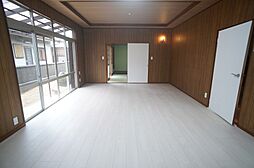 居間