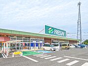 フレッセイ大泉店 727m