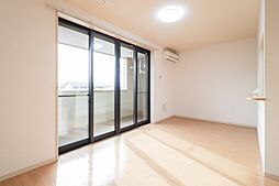 ユーパーク17 2階1LDKのリビング/ダイニング