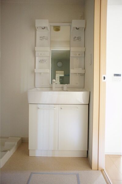 apartment 栃木県下都賀郡野木町大字友沼
友沼の賃貸情報を見る
物件地図