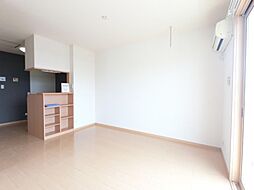 パストラル A 2階1LDKのリビング/ダイニング