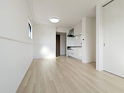 ル・グラン太田 I 2階1LDKのリビング/ダイニング