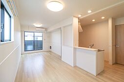 レジデンス新田木崎 B 2階2LDKのリビング/ダイニング