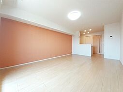 ダンデライオン A 2階1LDKのリビング/ダイニング