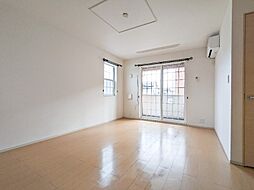 プリュジュール B 1階1LDKのリビング/ダイニング