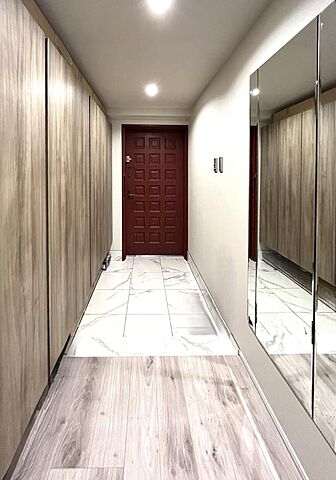 玄関 ハイ・トリオ赤坂8丁目 1階/-