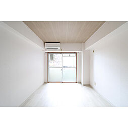 アーデン新大阪 1005 10階1Kのリビング/ダイニング