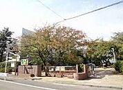 船橋市立湊町小学校 徒歩7分。 510m